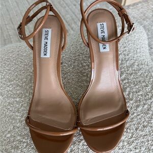 Steve Madden Cognac Patent
